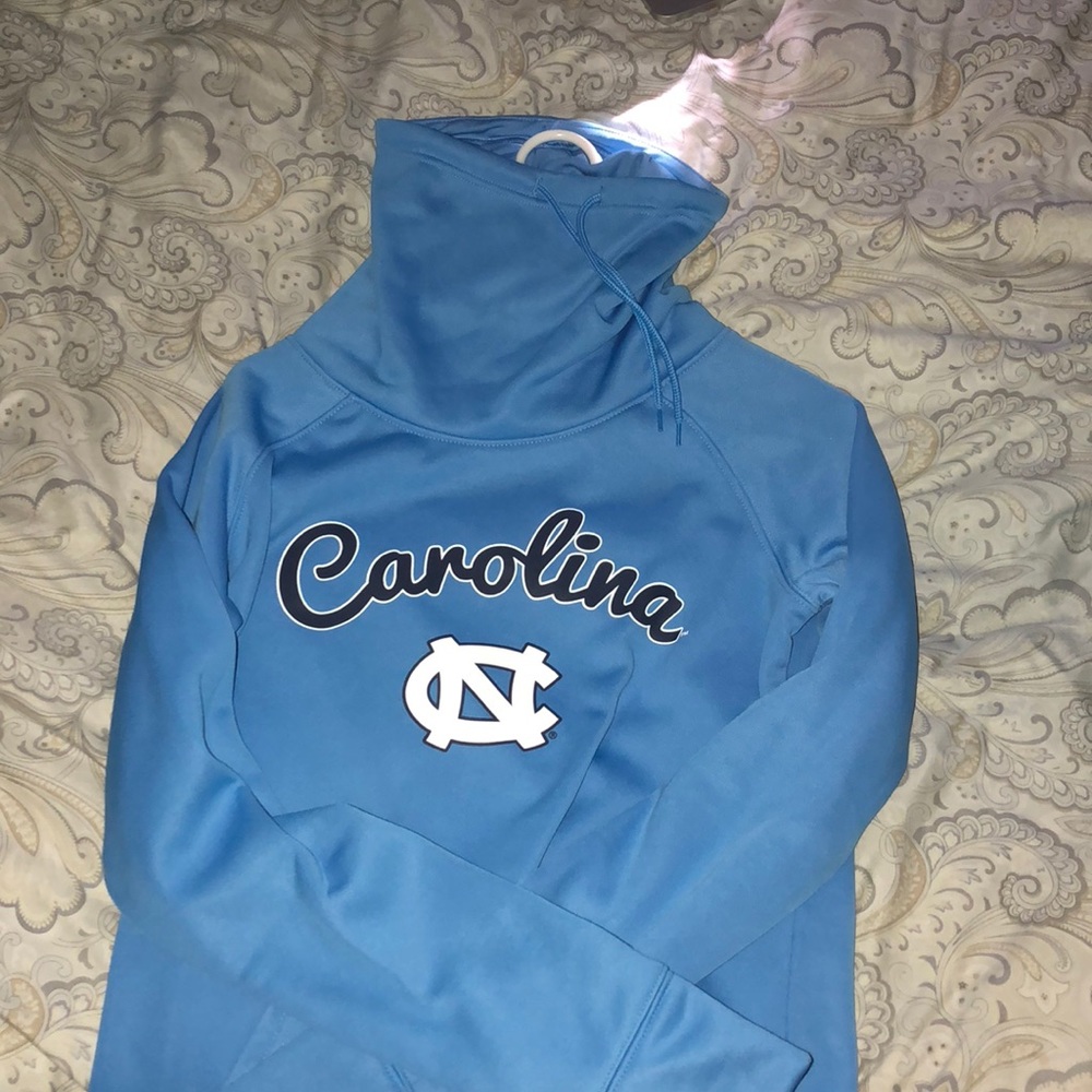 Women’s North Carolina hoodie, never worn